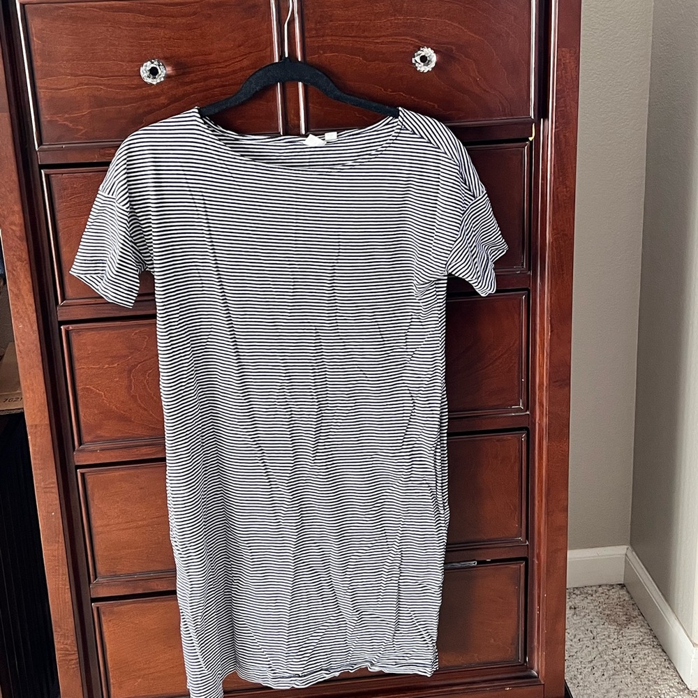 Gap tee shirt dress